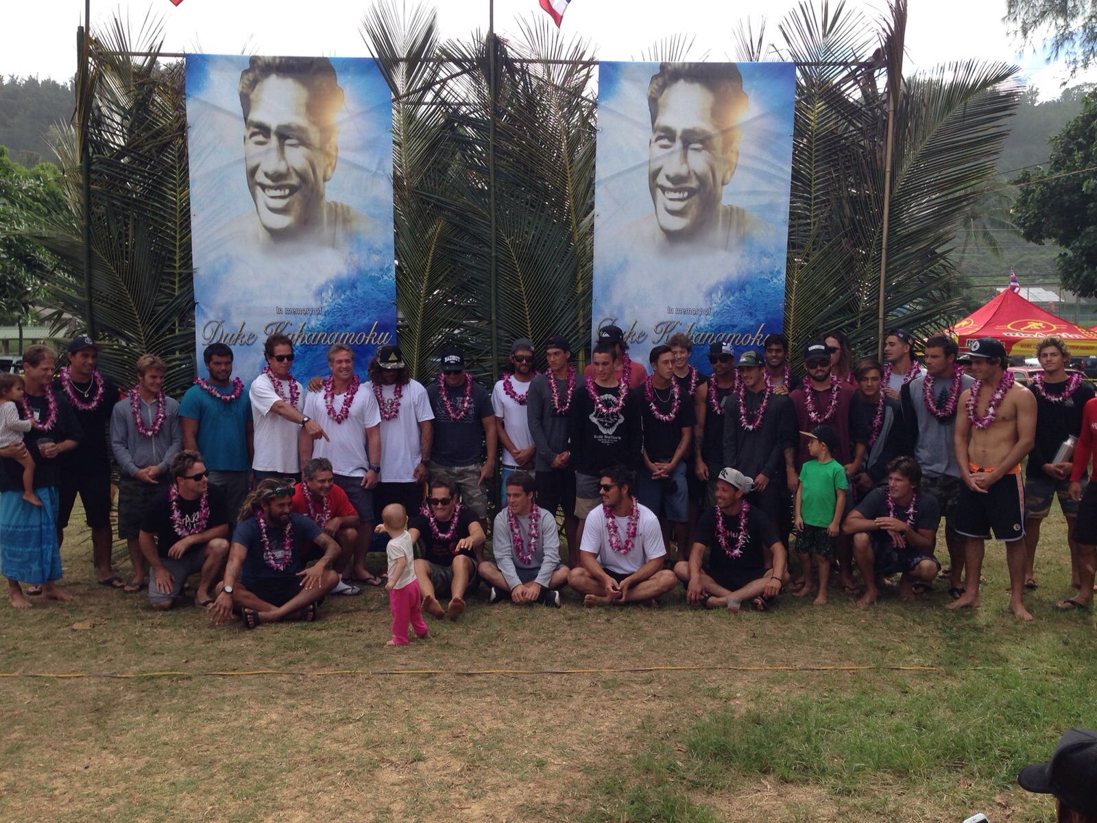 Campeão Olimpíco de Natação Duke Kahanamoku tem o Duke Fest em sua memória, ele foi o havaiano que levou o surfe para o mundo Foto Lil Gus